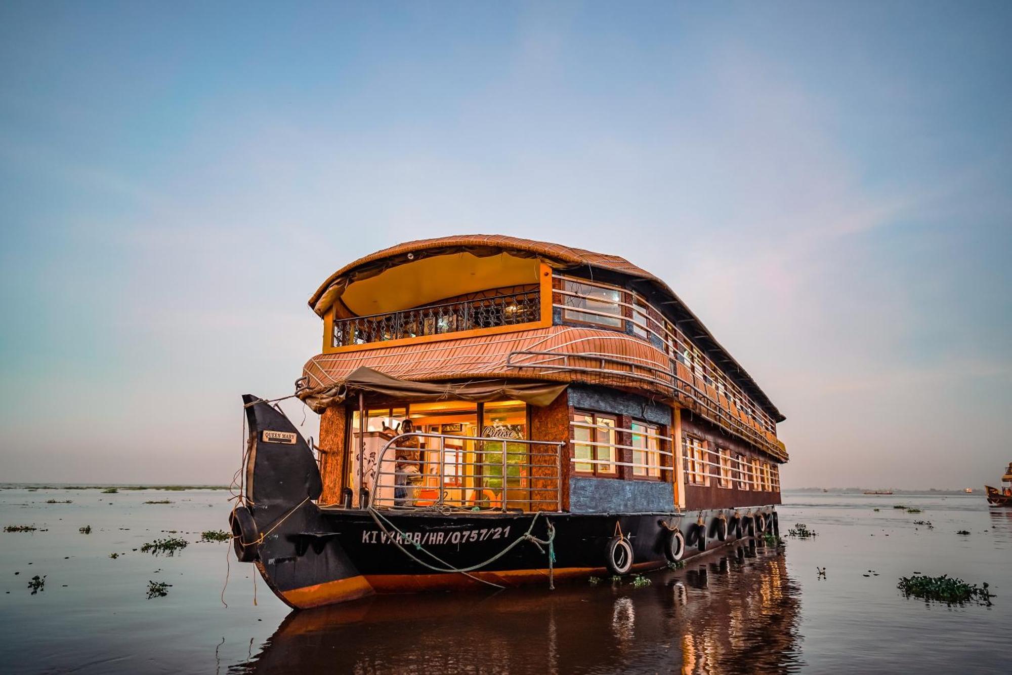Venice Premium Houseboats Alleppey Alappuzha المظهر الخارجي الصورة