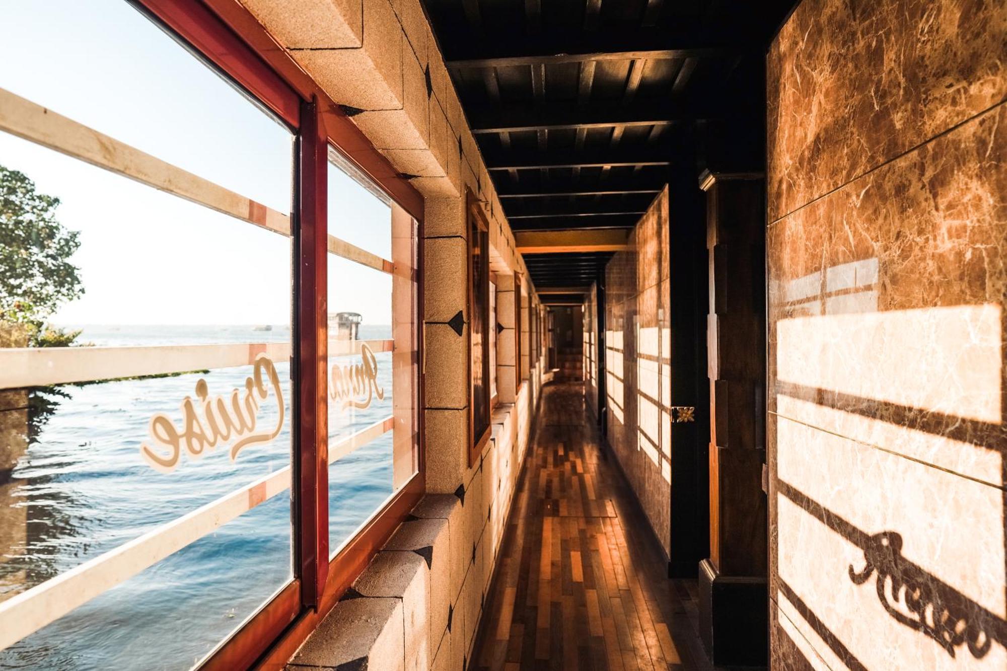 Venice Premium Houseboats Alleppey Alappuzha المظهر الخارجي الصورة