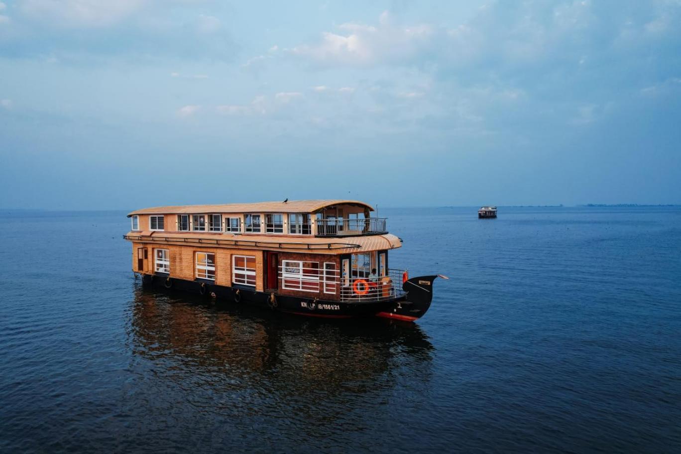 Venice Premium Houseboats Alleppey Alappuzha المظهر الخارجي الصورة