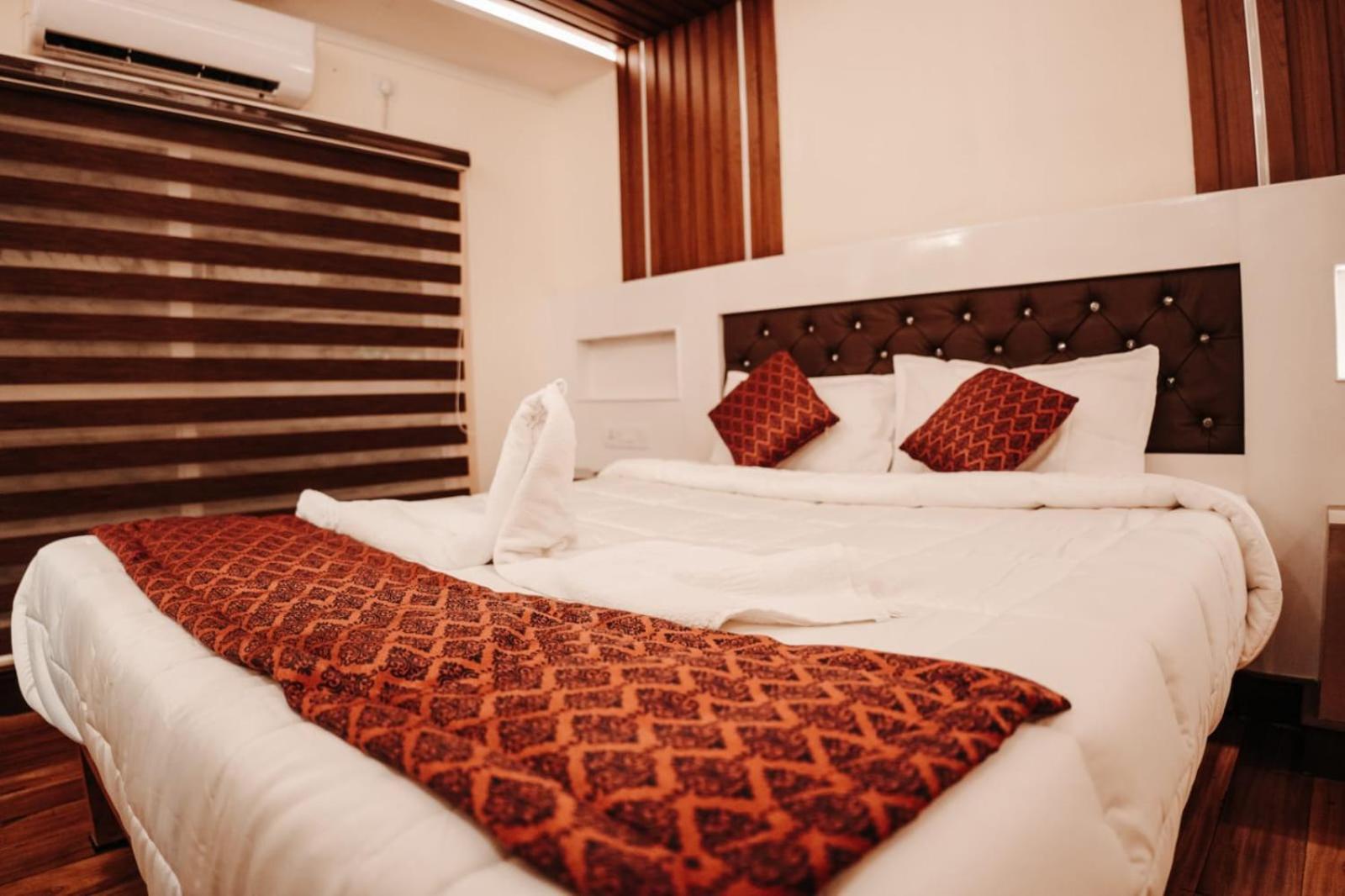Venice Premium Houseboats Alleppey Alappuzha المظهر الخارجي الصورة